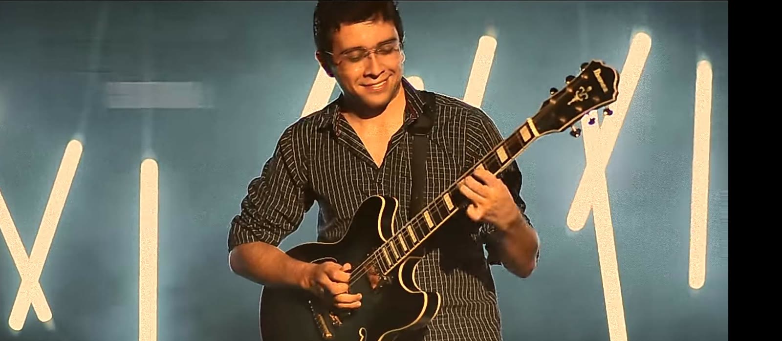 Sonido claro, energía en vivo - Guitarra en vivo · venues y showcases